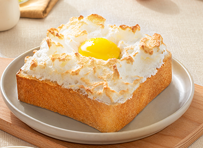 Cloud Eggs on Thick Toast
